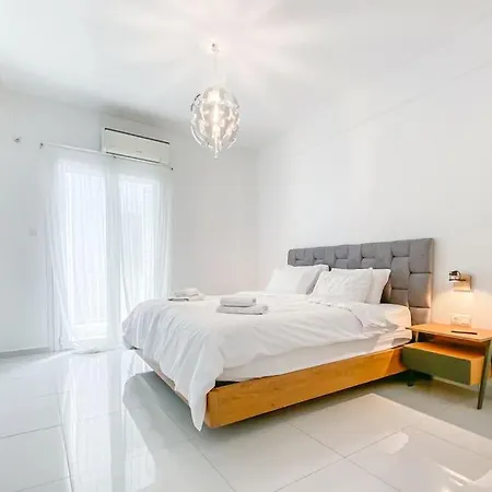 Syntagma Square, 55sqm Golden Апартаменты Афины